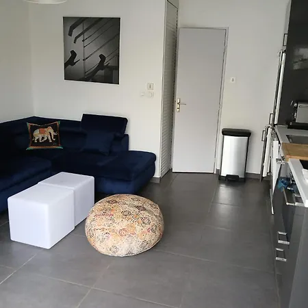 Fling Villa